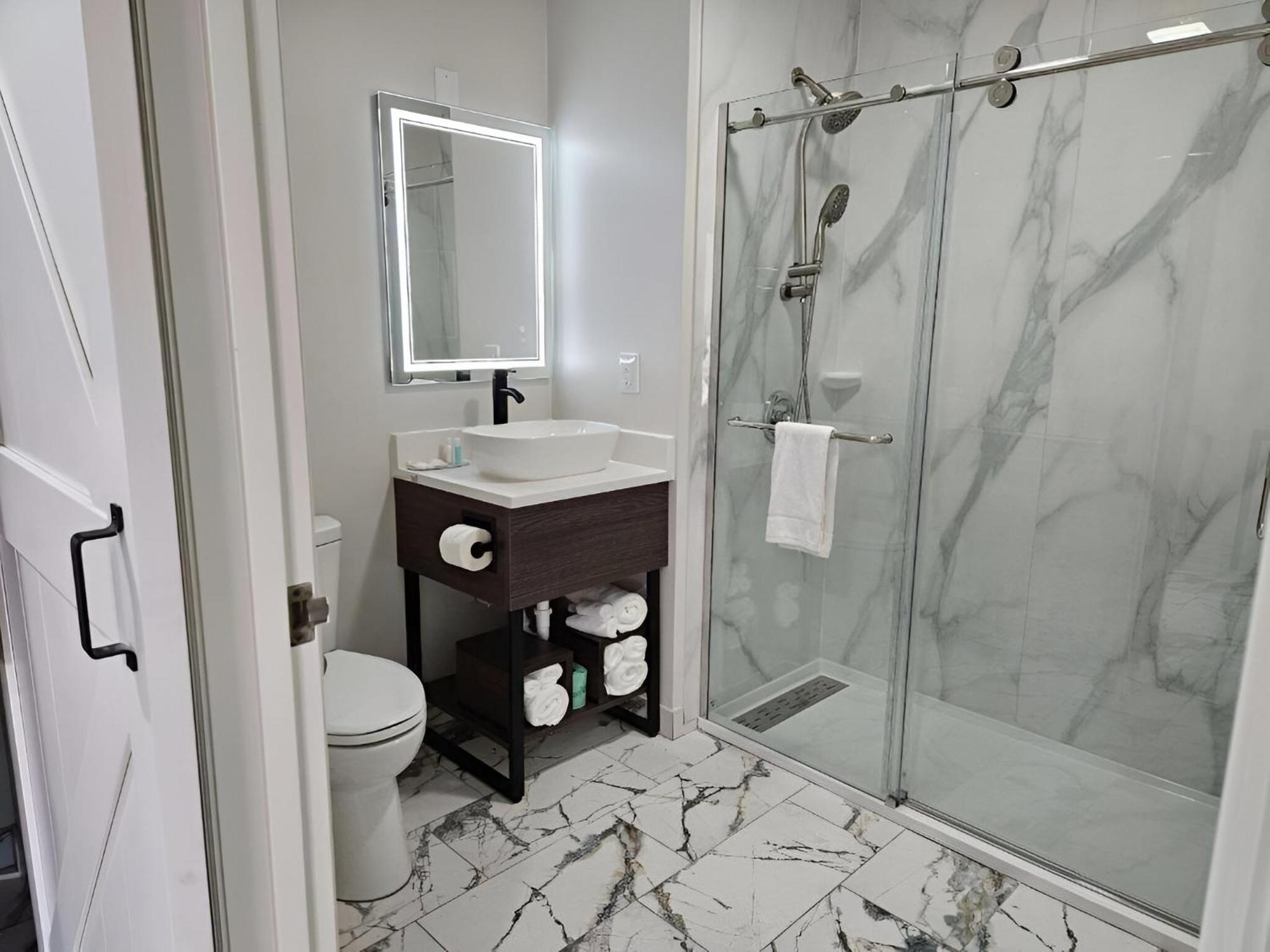 Quality Inn & Suites Columbia Harbison Esterno foto