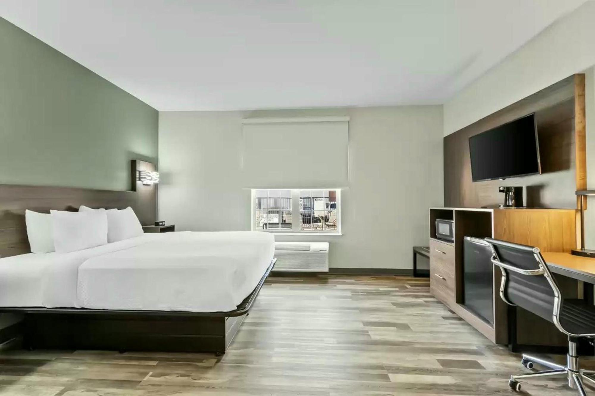 Quality Inn & Suites Columbia Harbison Esterno foto