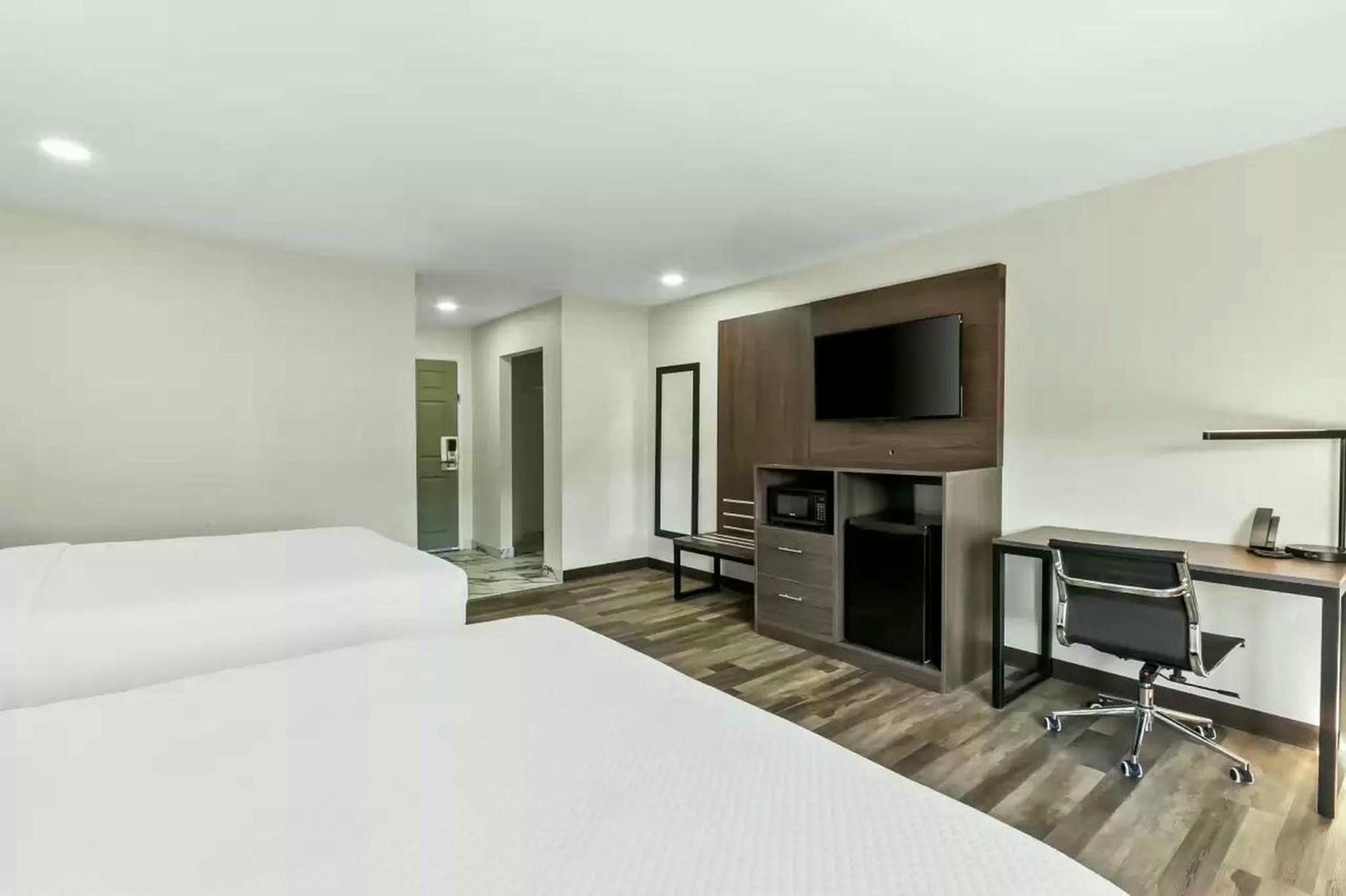 Quality Inn & Suites Columbia Harbison Esterno foto