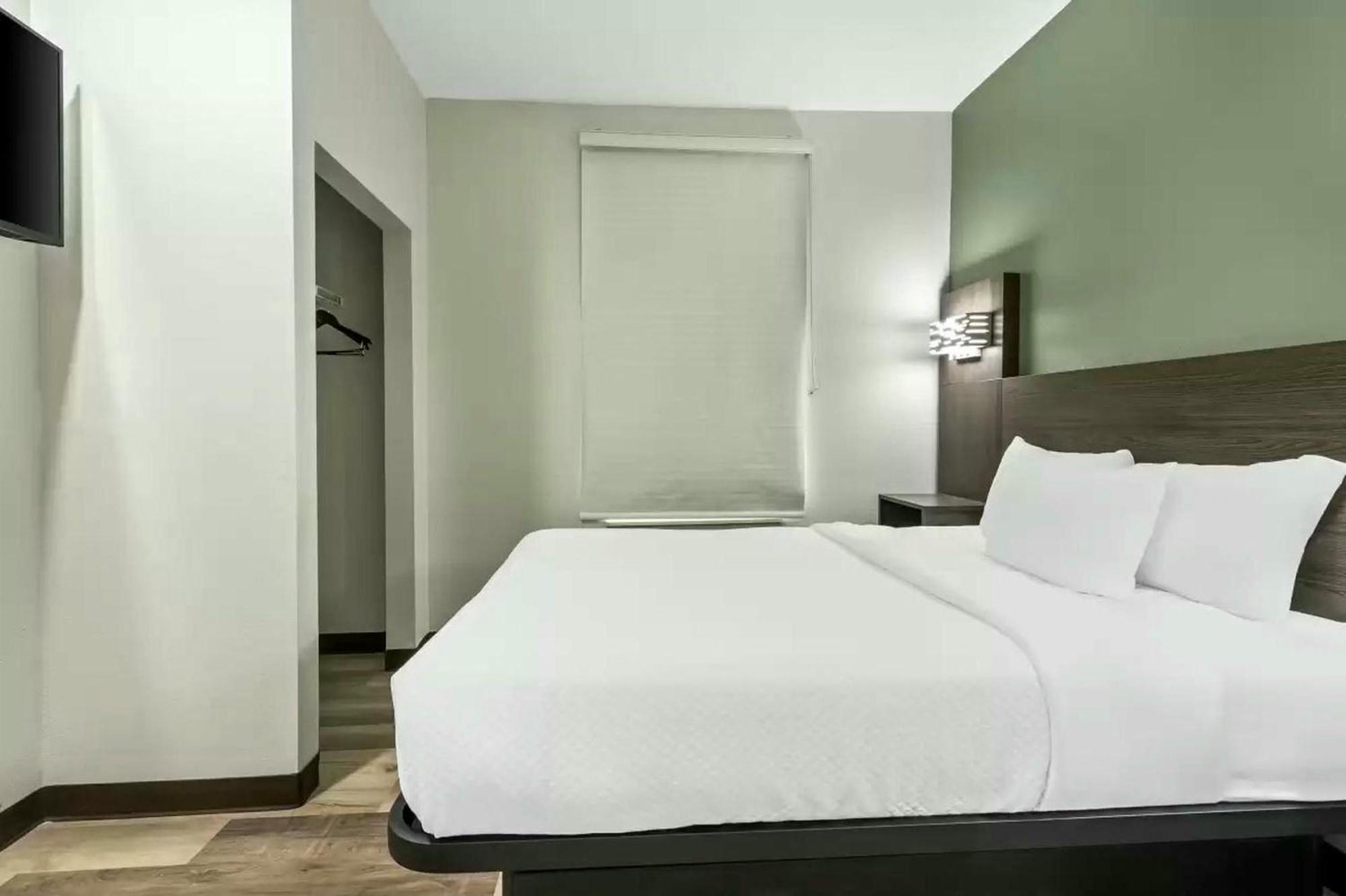 Quality Inn & Suites Columbia Harbison Esterno foto