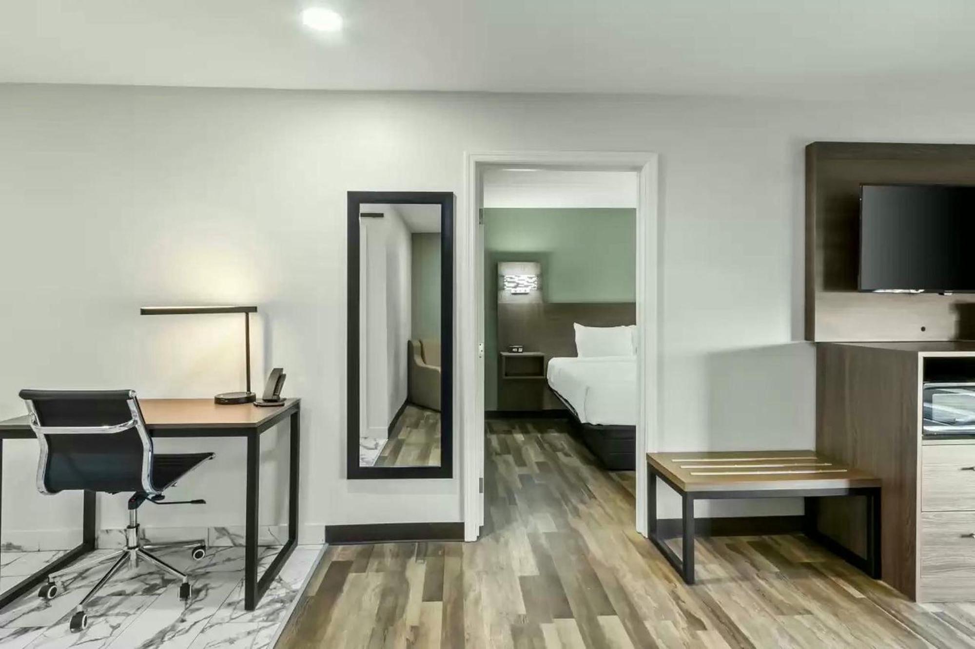 Quality Inn & Suites Columbia Harbison Esterno foto