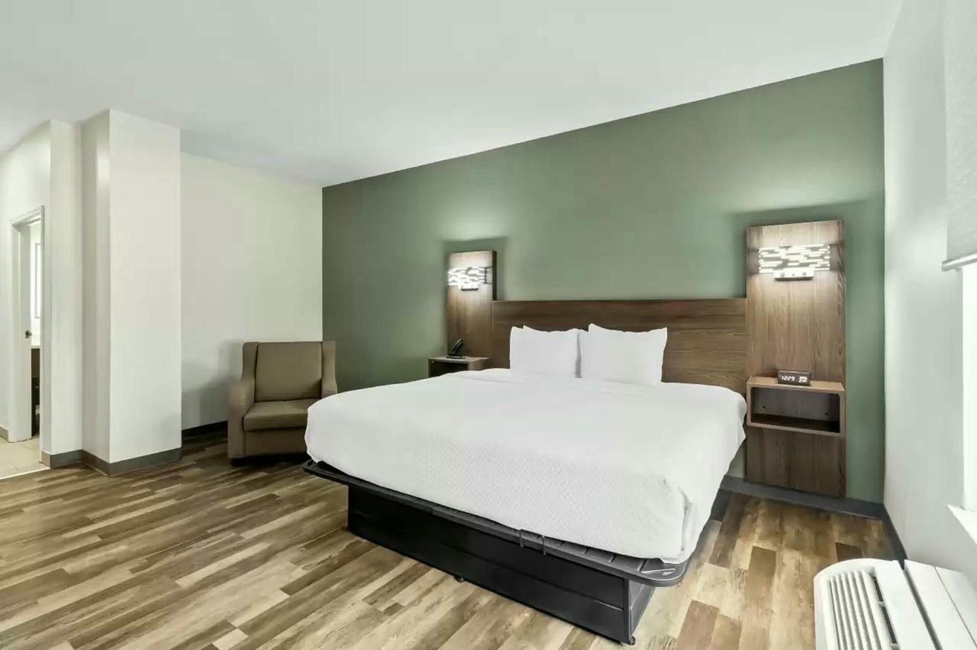 Quality Inn & Suites Columbia Harbison Esterno foto