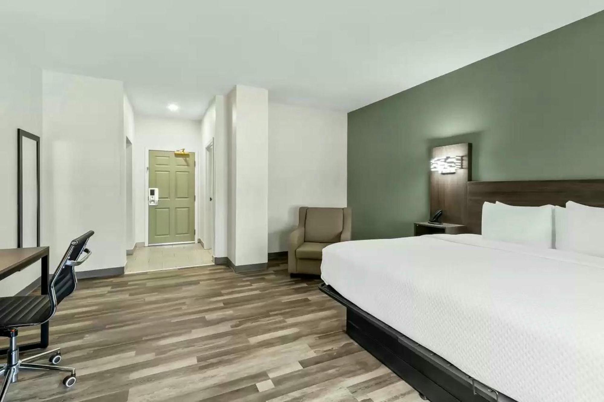 Quality Inn & Suites Columbia Harbison Esterno foto