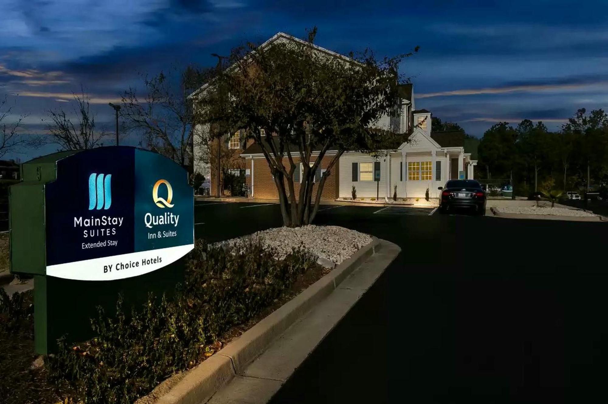 Quality Inn & Suites Columbia Harbison Esterno foto
